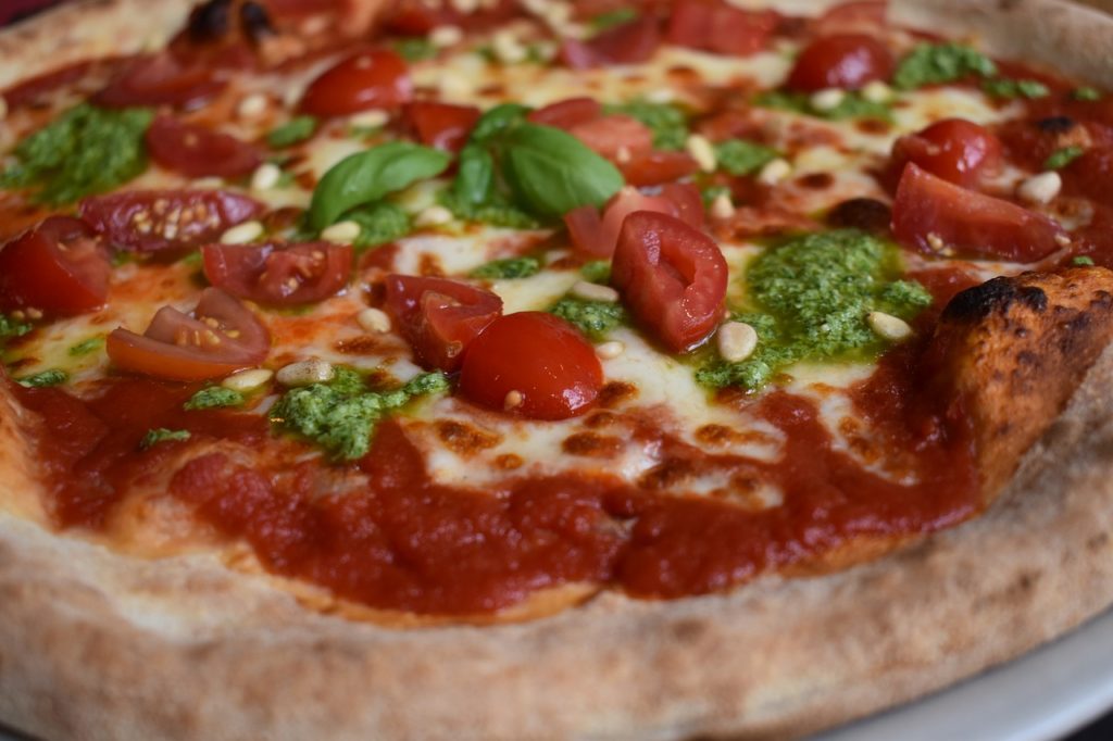 Pizza Food Italian Meal Delicious  - misskodak / Pixabay