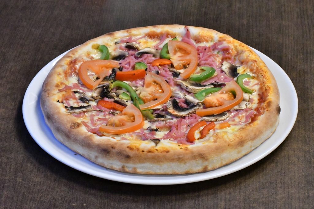 Pizza Food Restaurant Italian  - engrusman143 / Pixabay